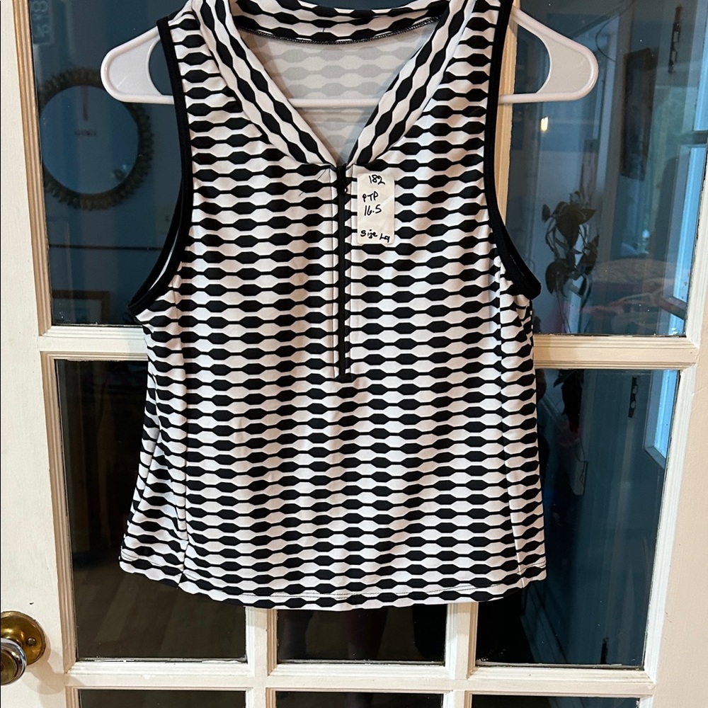 182.  Monochrome Geometric Women's Tank Top
